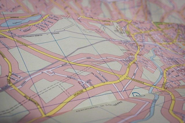 Ilustrativna fotografija karte grada